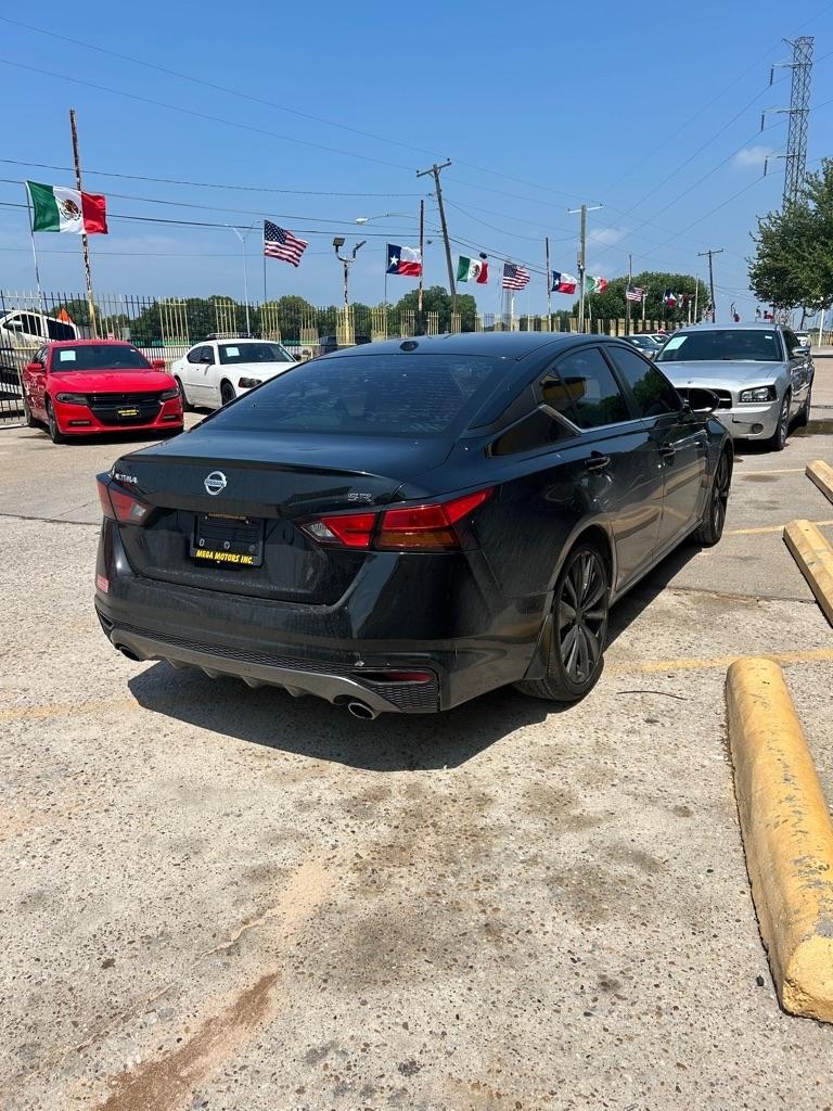 Nissan Altima  2019
