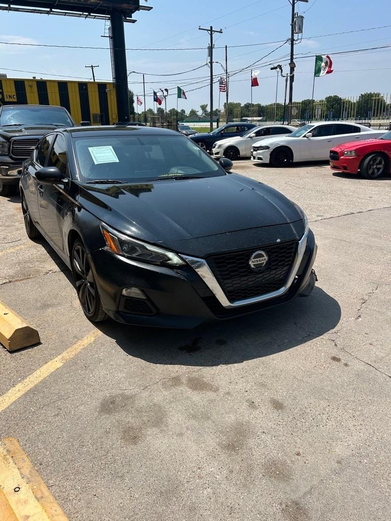 Nissan Altima  2019