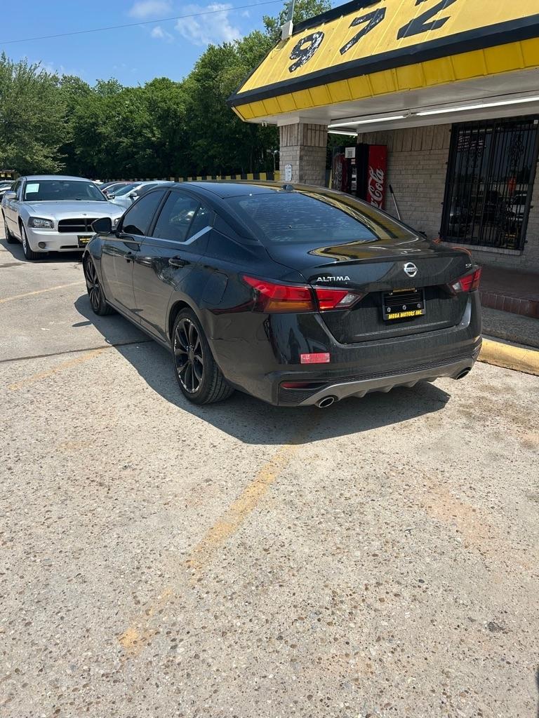 Nissan Altima  2019