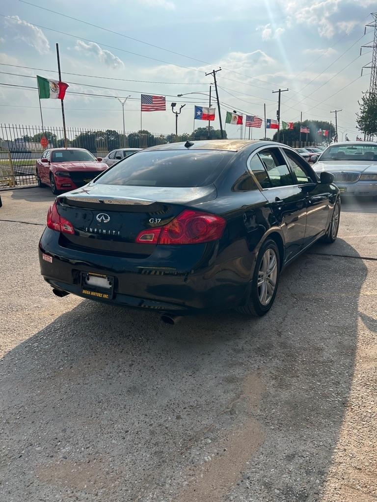 Infiniti G Sedan  2013