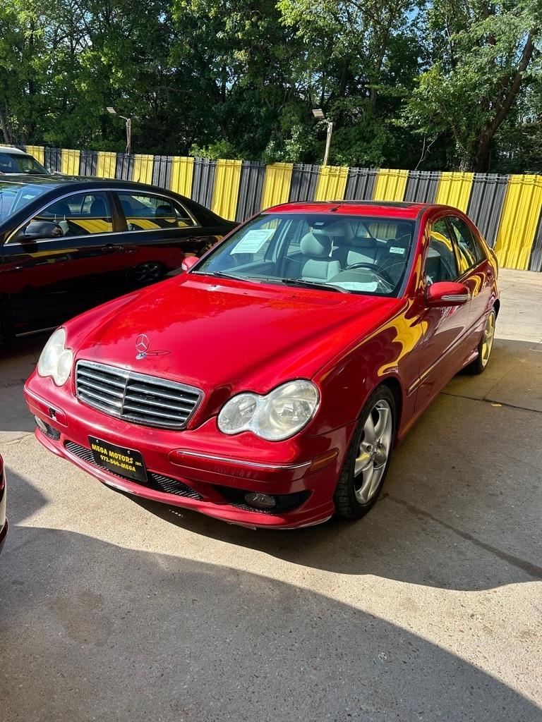 Mercedes-Benz C-Class  2005