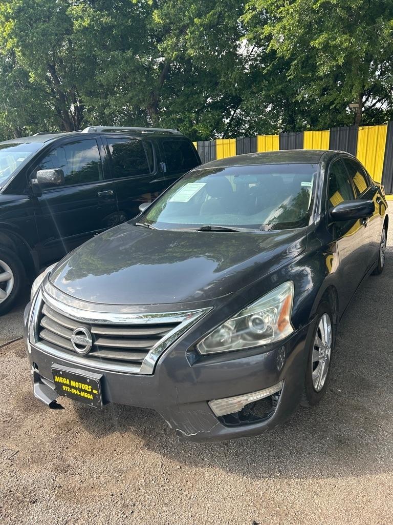Nissan Altima  2013