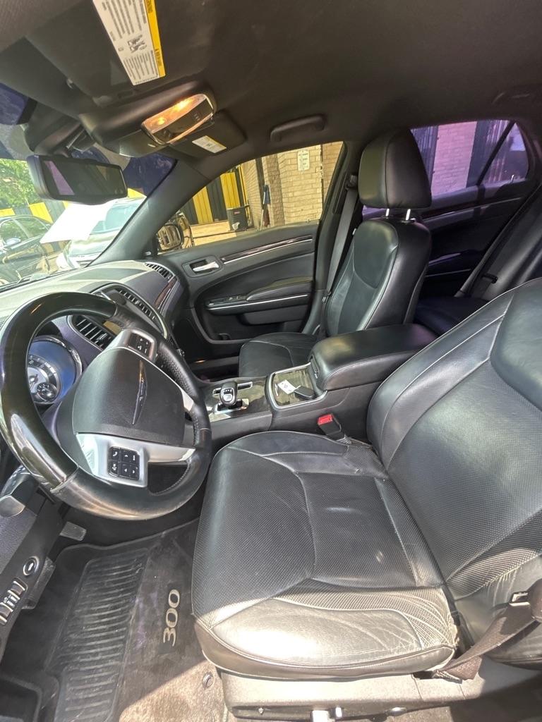 Chrysler 300  2014