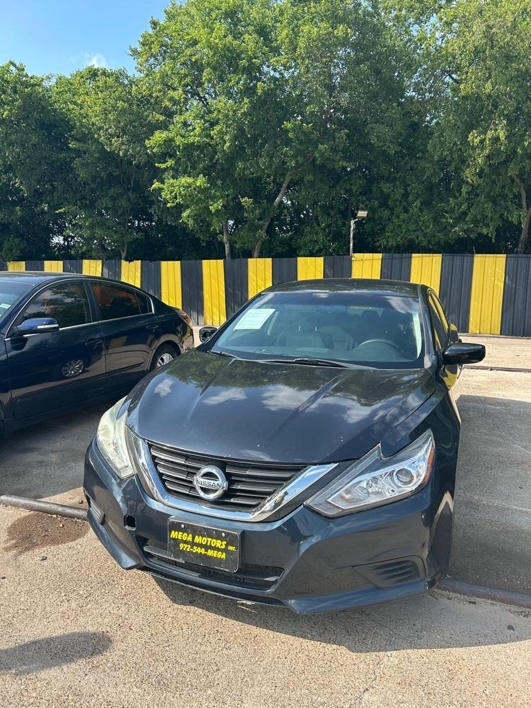 Nissan Altima  2017