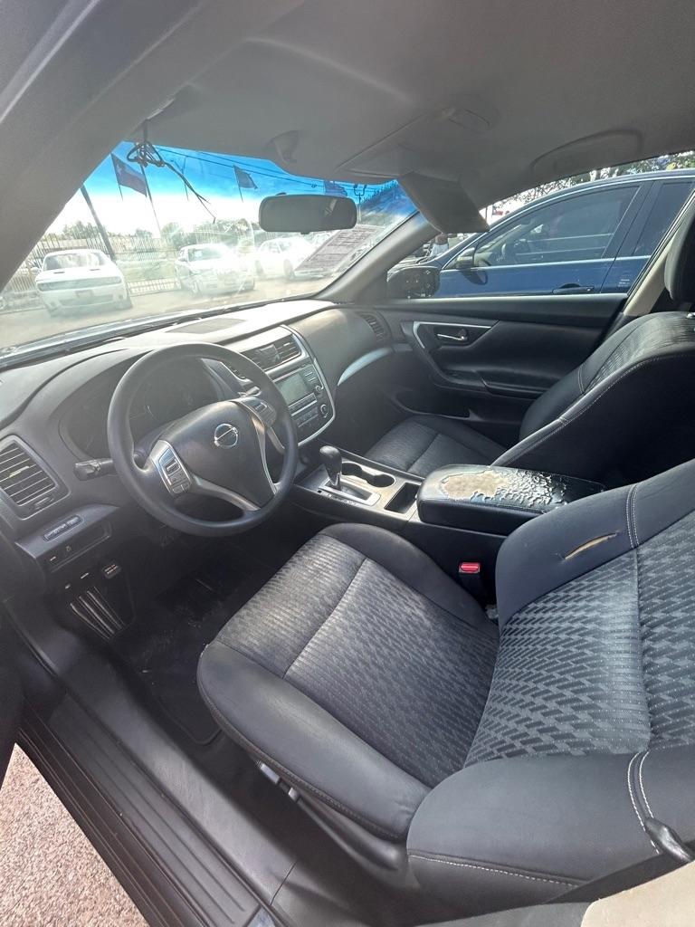 Nissan Altima  2017