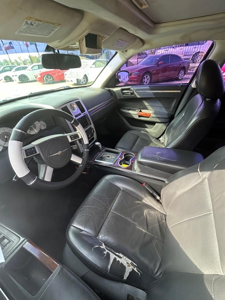 Chrysler 300  2009