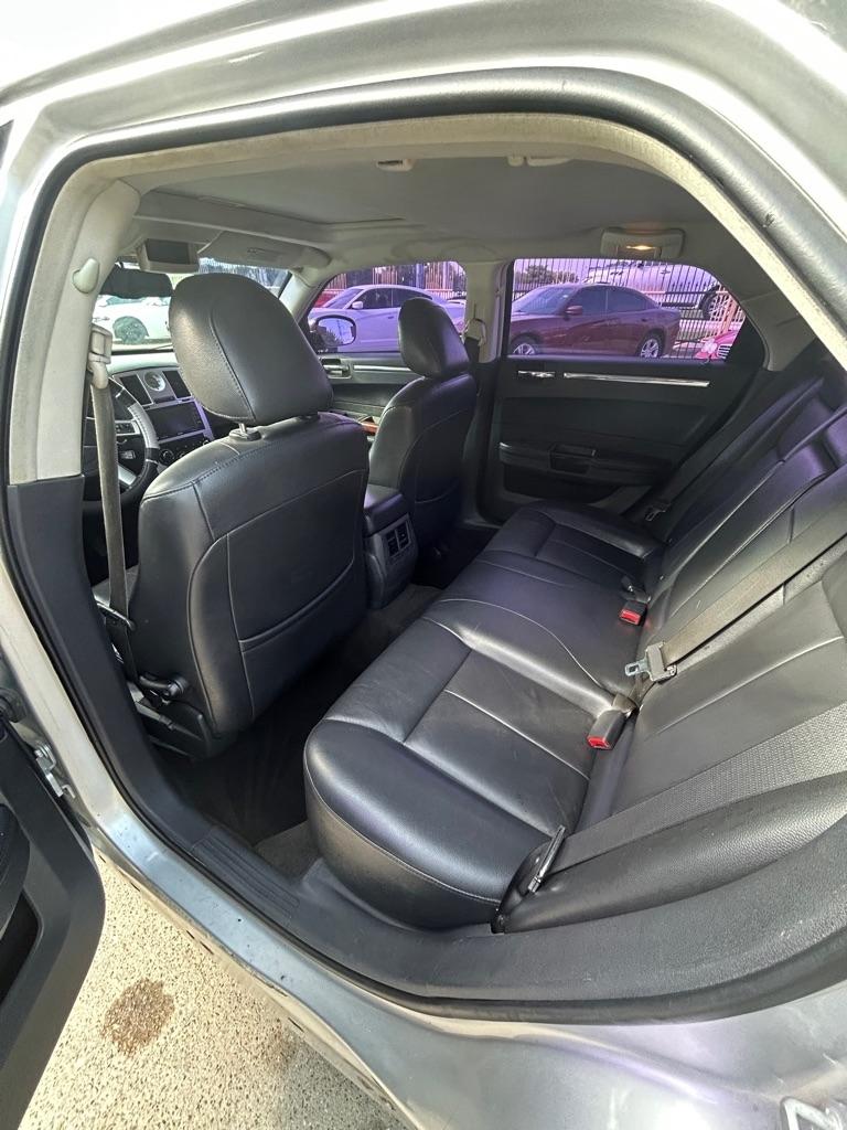Chrysler 300  2009