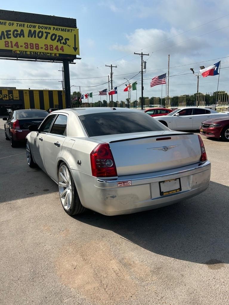 Chrysler 300  2009
