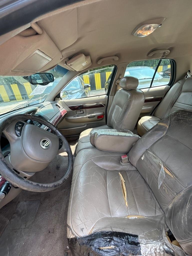 Mercury Grand Marquis  2001