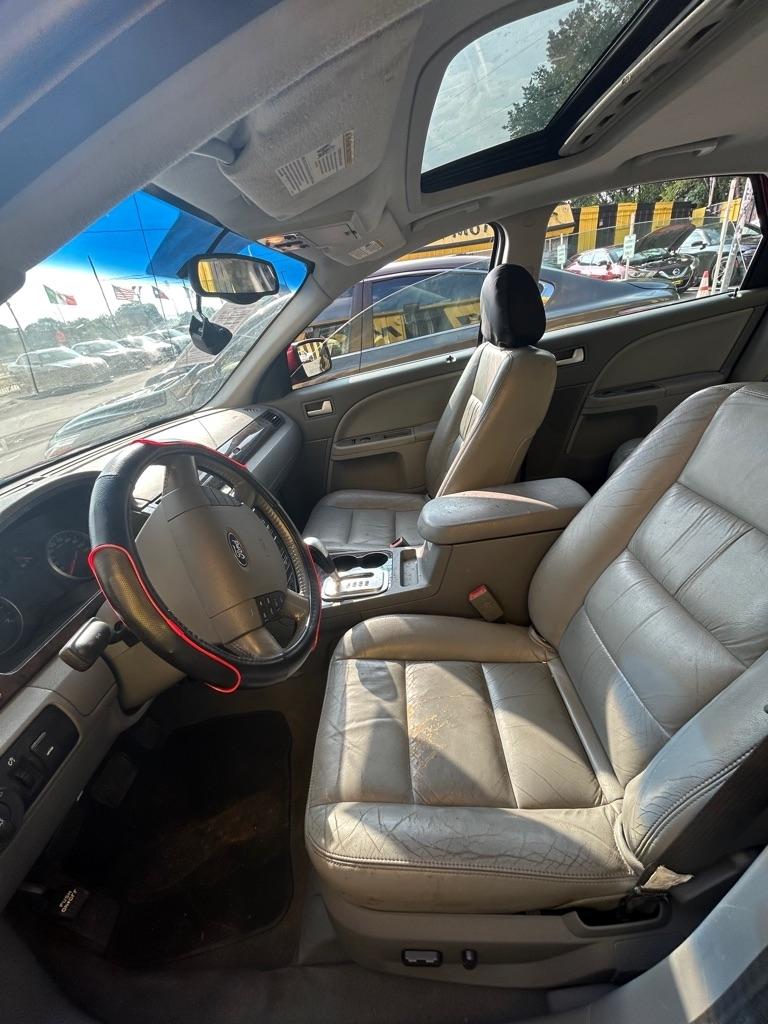 Ford Five Hundred  2005