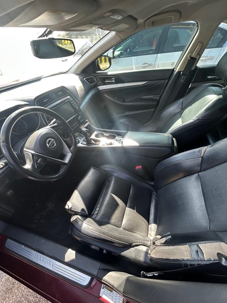 Nissan Maxima  2017