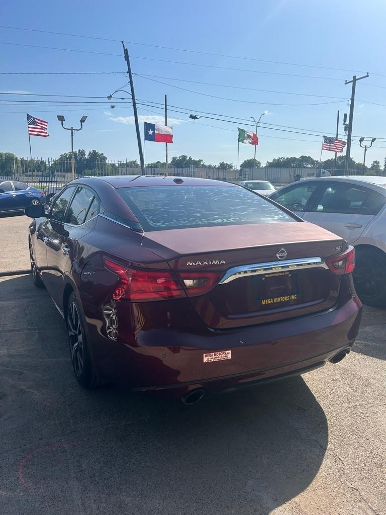 Nissan Maxima  2017