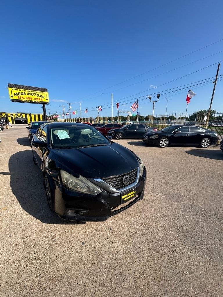 Nissan Altima  2016