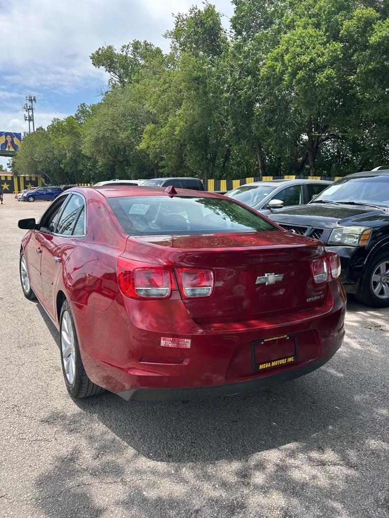 Chevrolet Malibu  2013