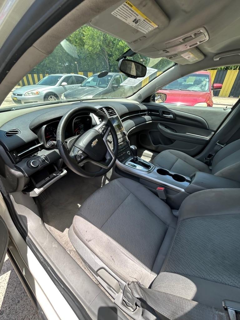 Chevrolet Malibu  2013
