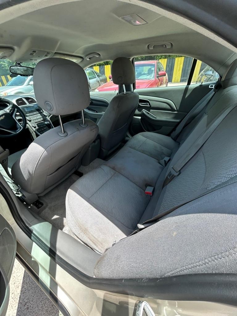 Chevrolet Malibu  2013