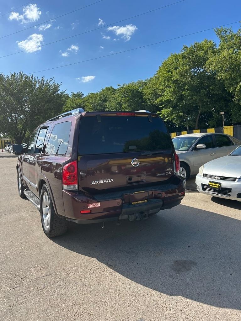Nissan Armada  2014