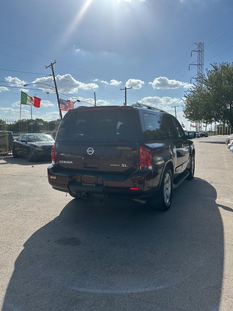 Nissan Armada  2014