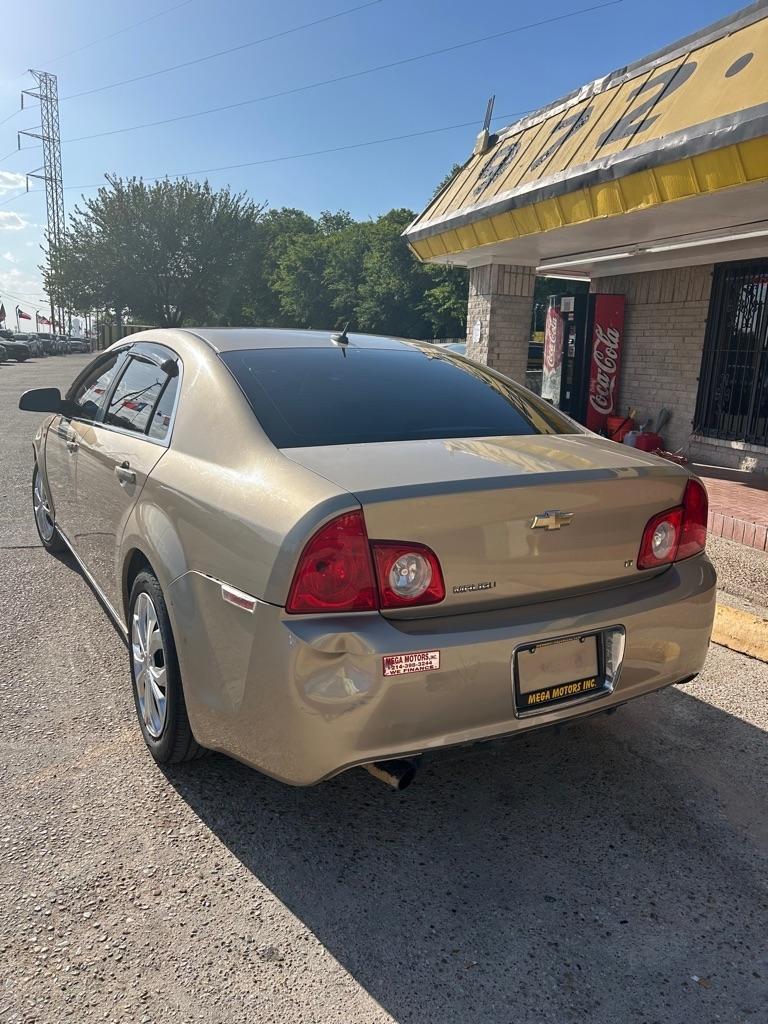 Chevrolet Malibu  2008
