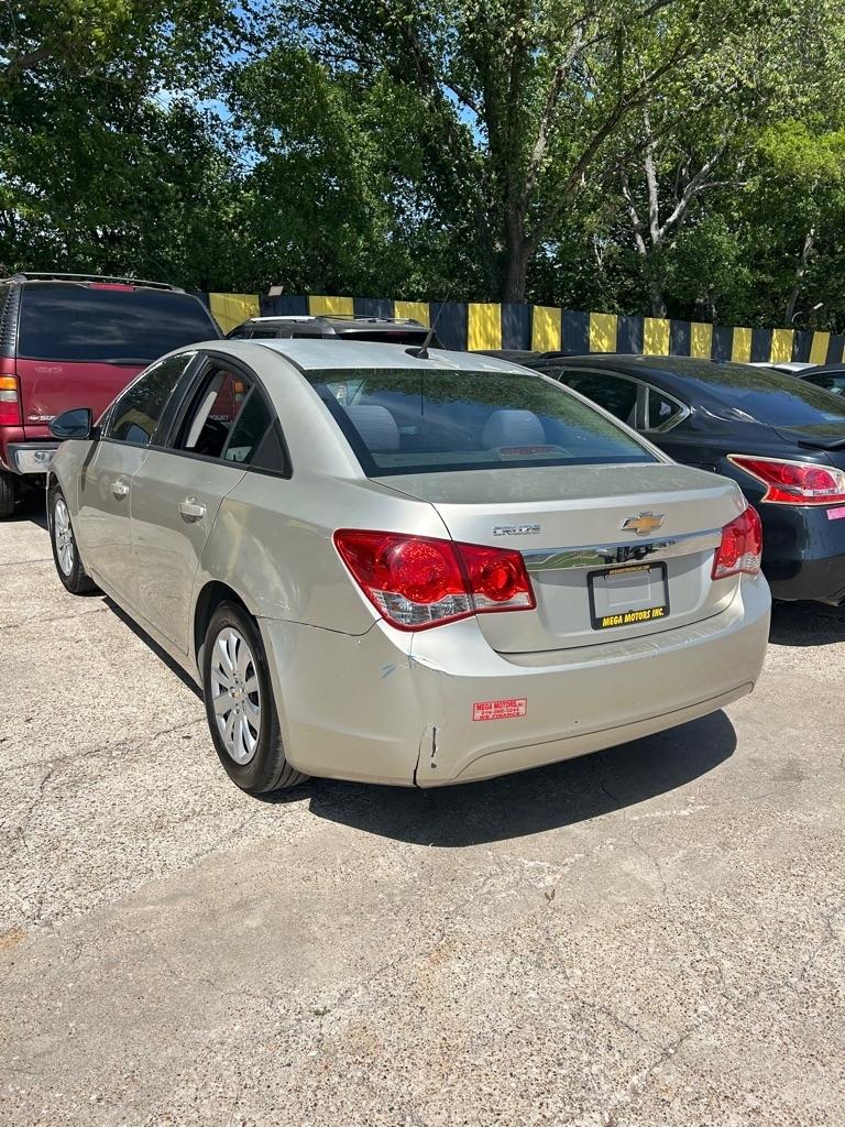 Chevrolet Cruze  2014