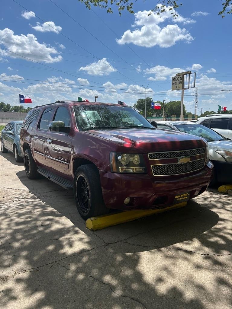 Chevrolet Suburban  2009