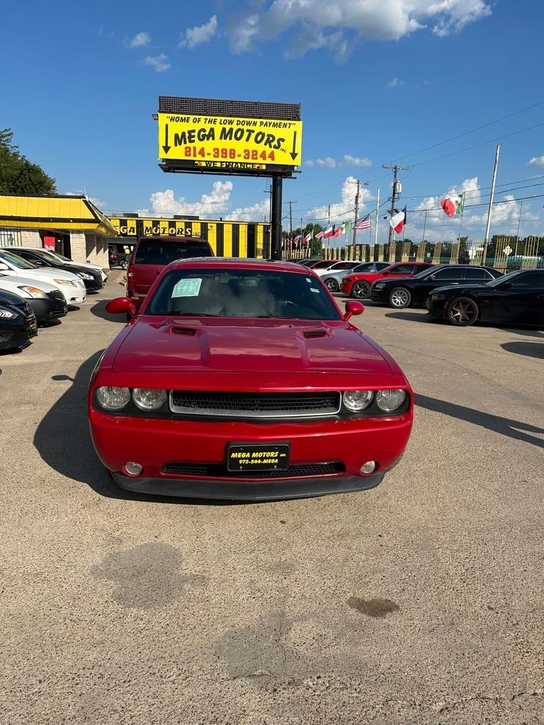Dodge Challenger  2013