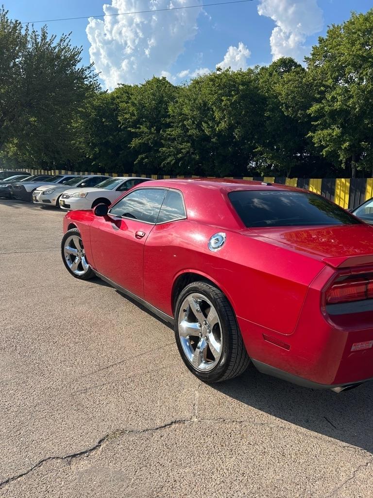 Dodge Challenger  2013