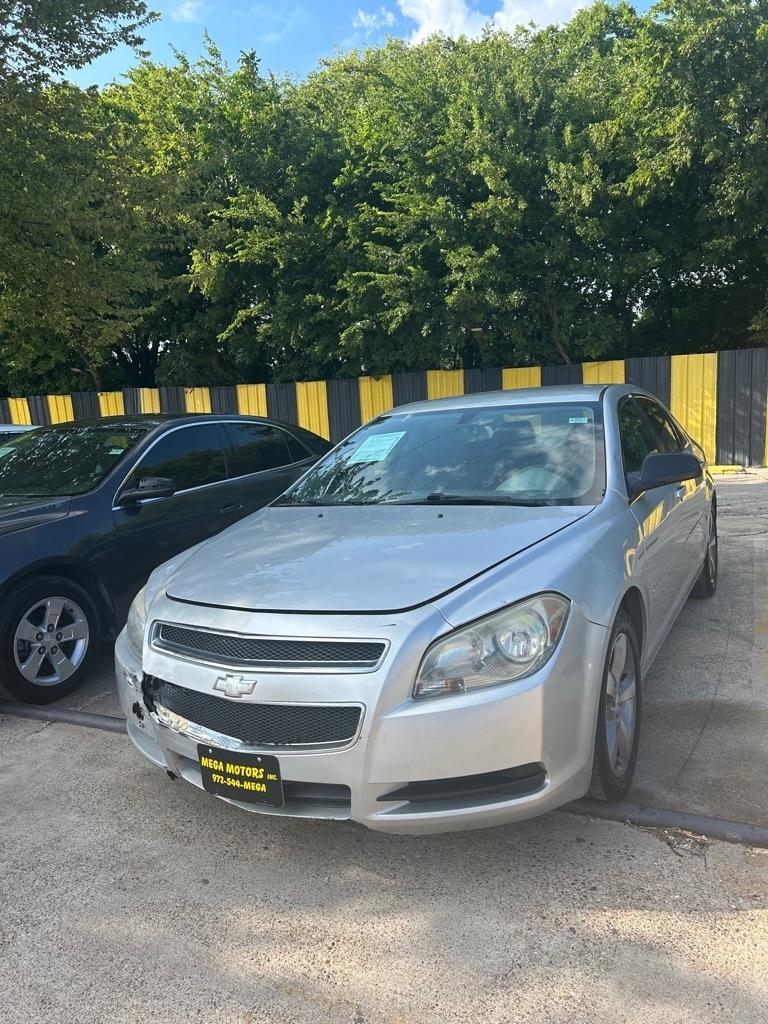 Chevrolet Malibu  2011
