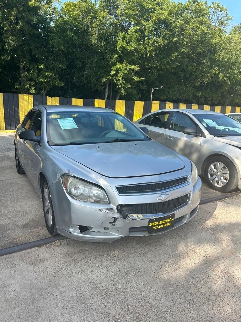 Chevrolet Malibu  2011