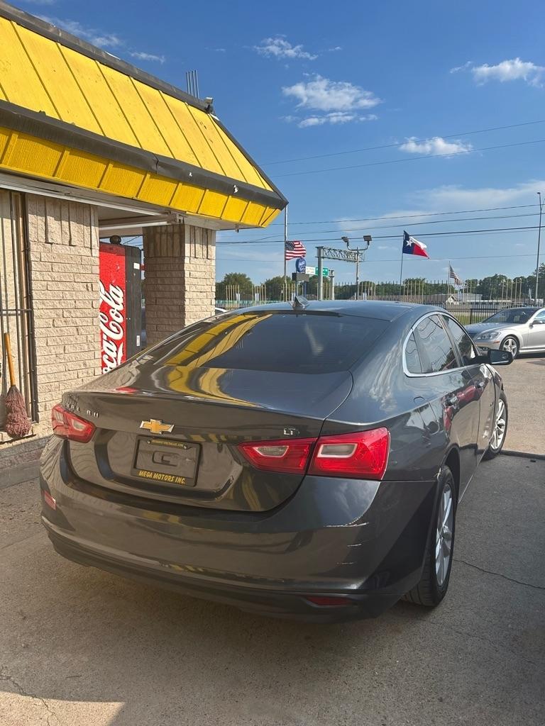 Chevrolet Malibu  2018
