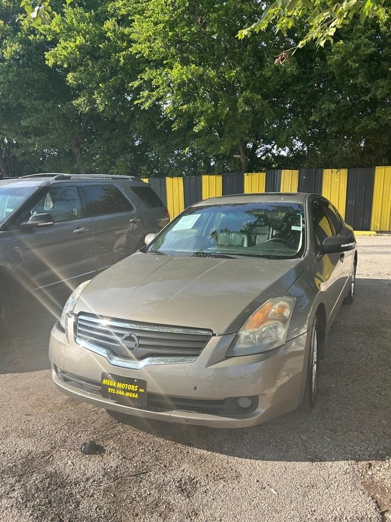Nissan Altima  2008
