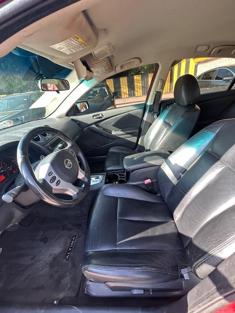 Nissan Altima  2009