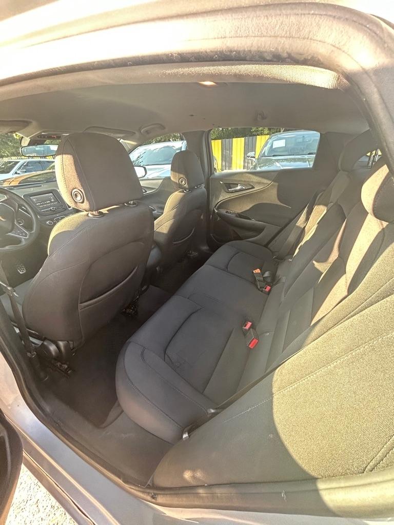 Chevrolet Malibu  2016