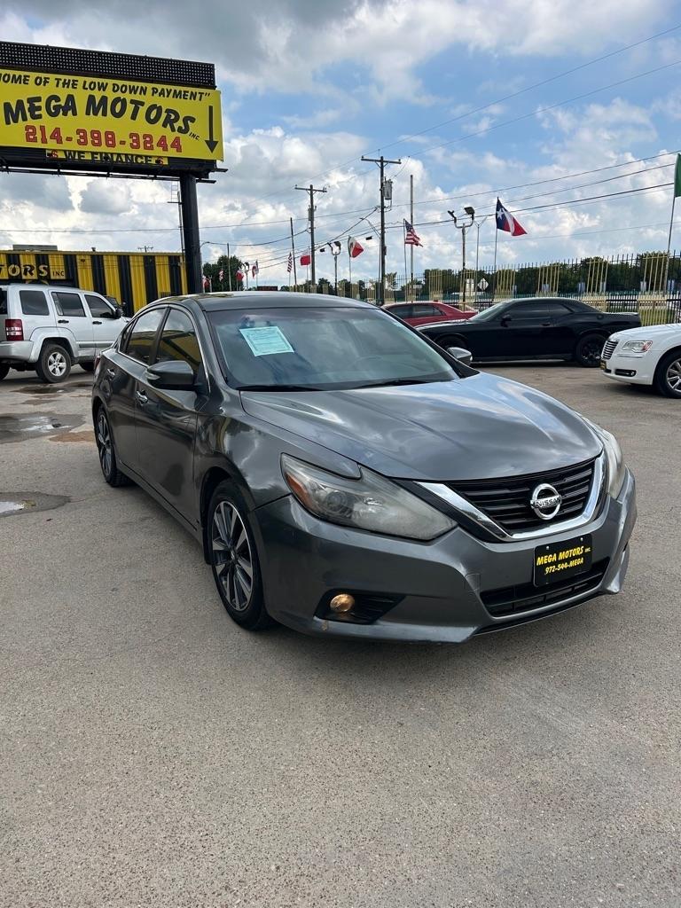 Nissan Altima  2016
