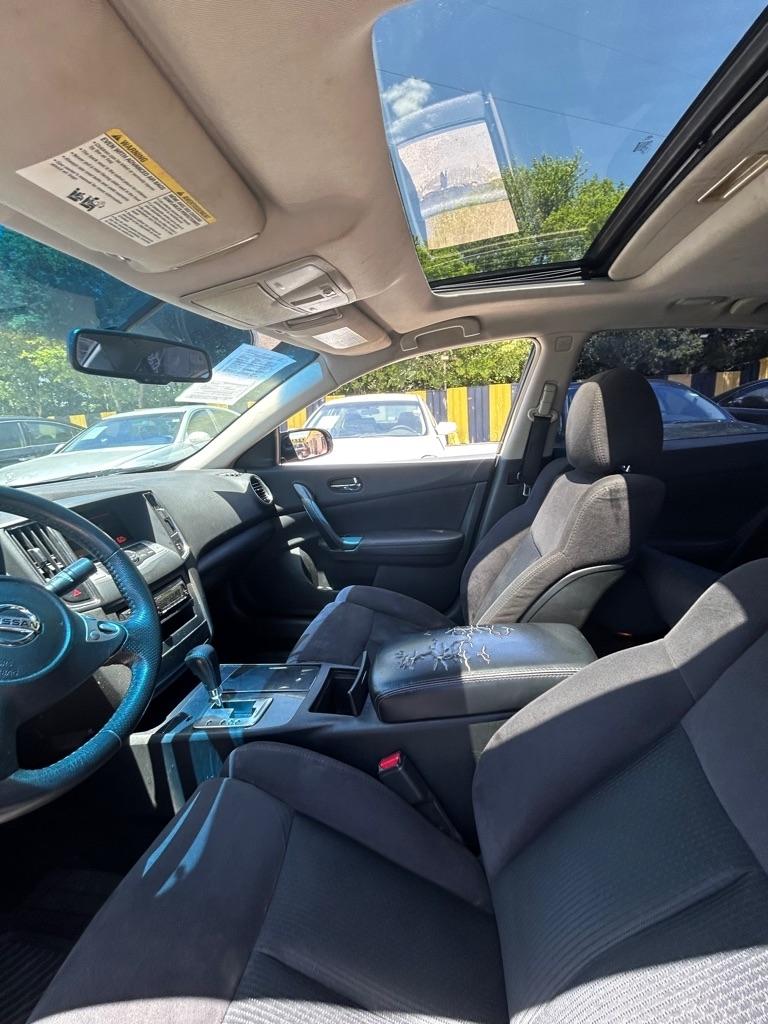 Nissan Maxima  2014