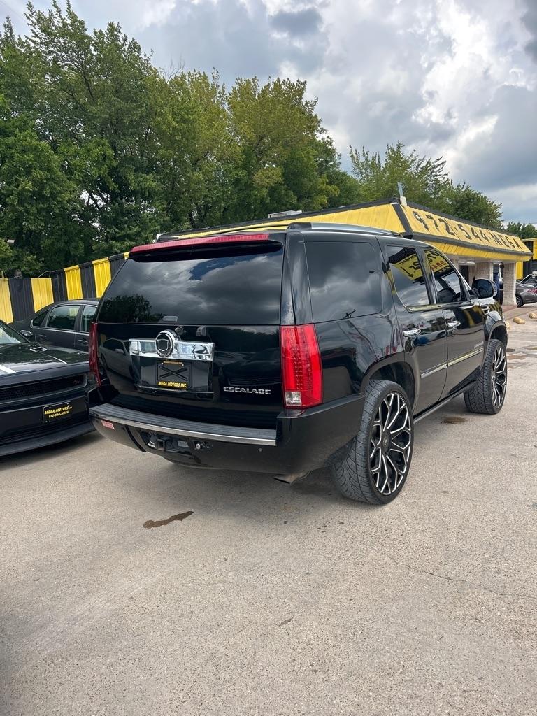 Cadillac Escalade  2008