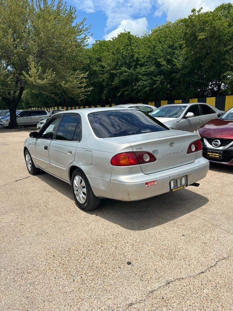 Toyota Corolla  2002