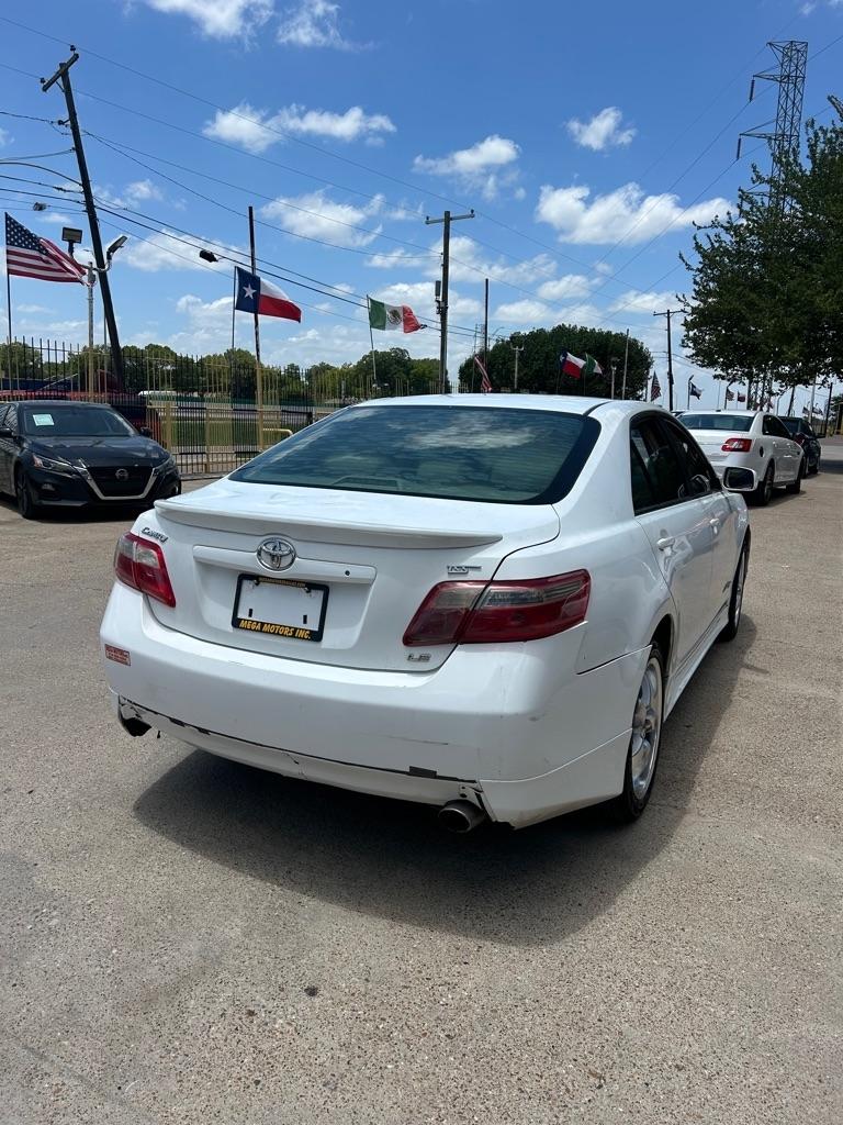 Toyota Camry  2009