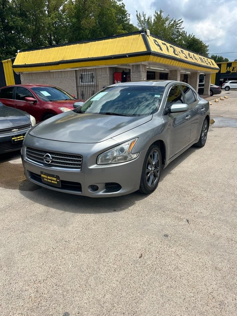 Nissan Maxima  2009