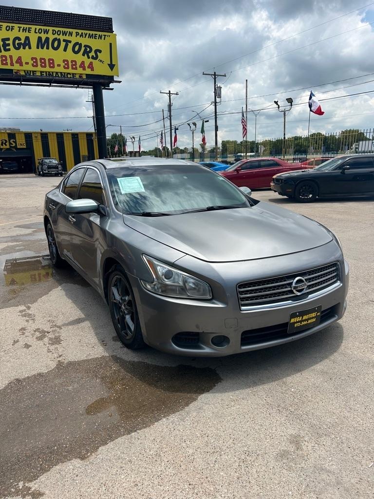 Nissan Maxima  2009
