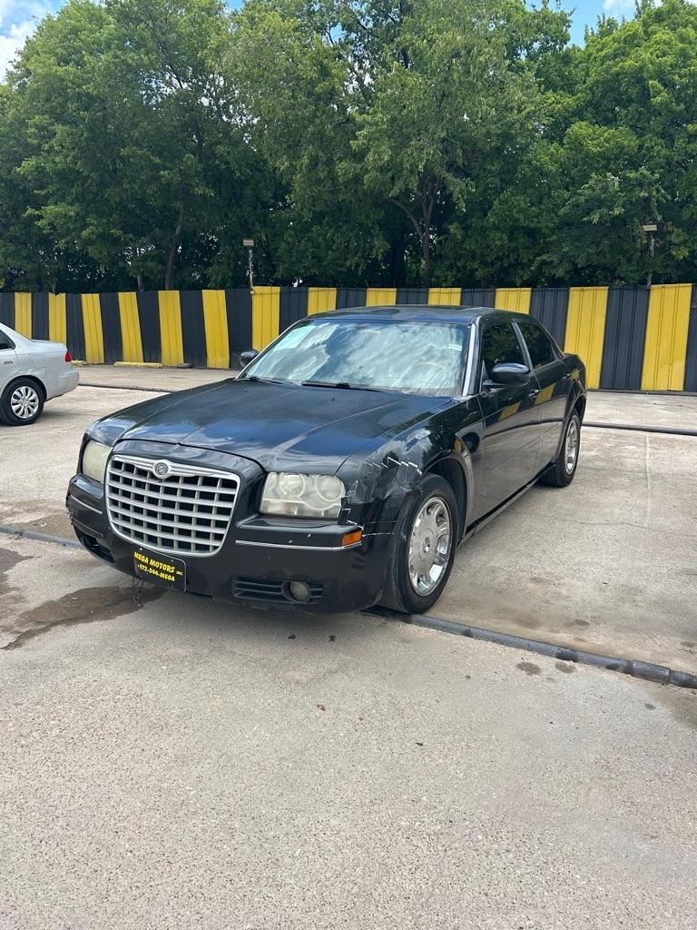 Chrysler 300  2005