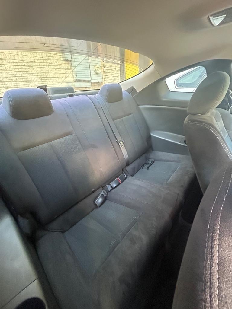 Nissan Altima  2010