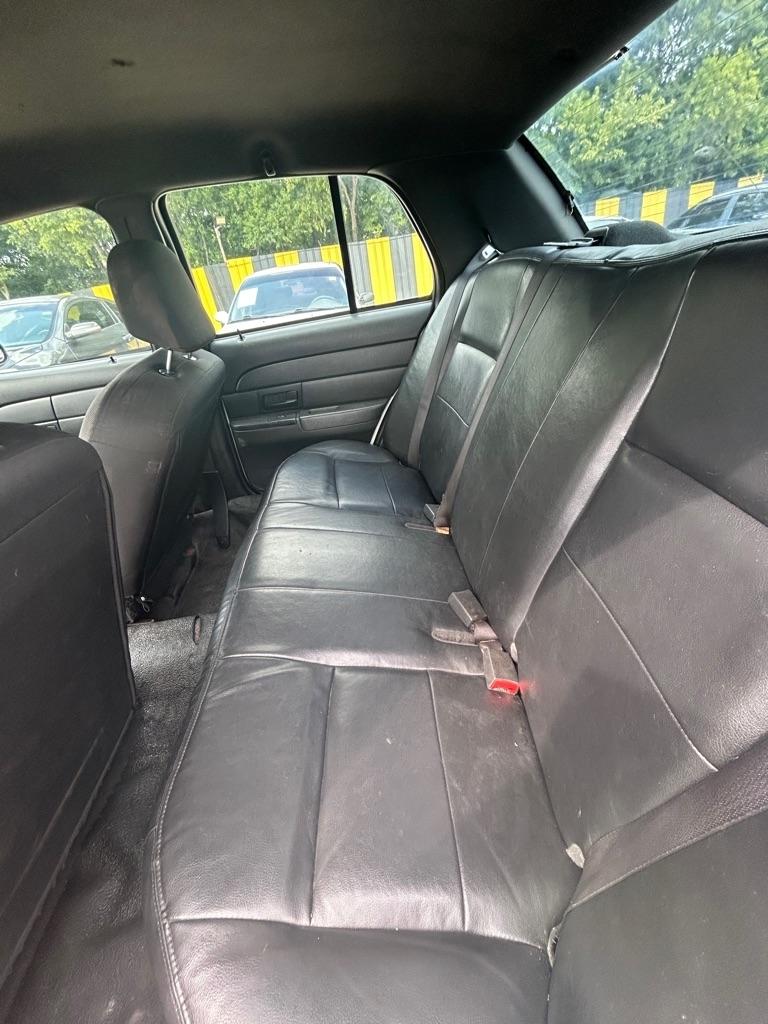 Ford Crown Victoria  2007