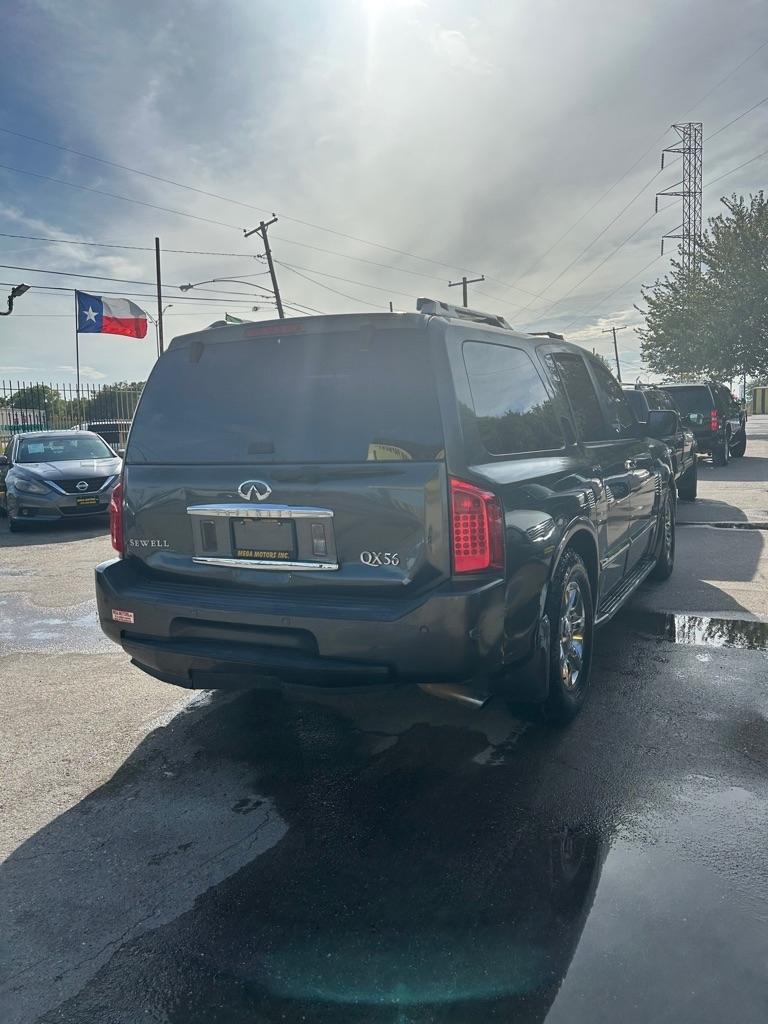 Infiniti QX56  2006