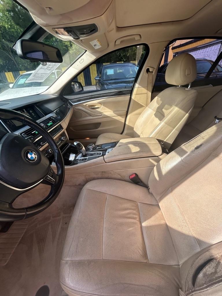 BMW 5-Series  2015