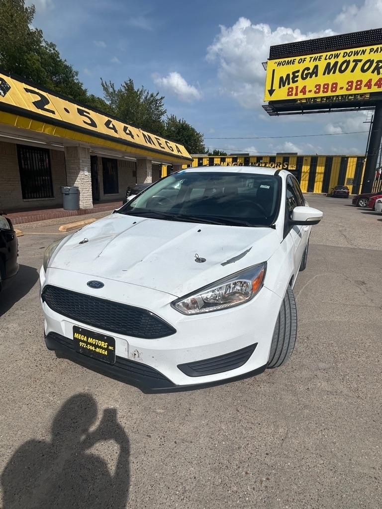 Ford Focus  2016