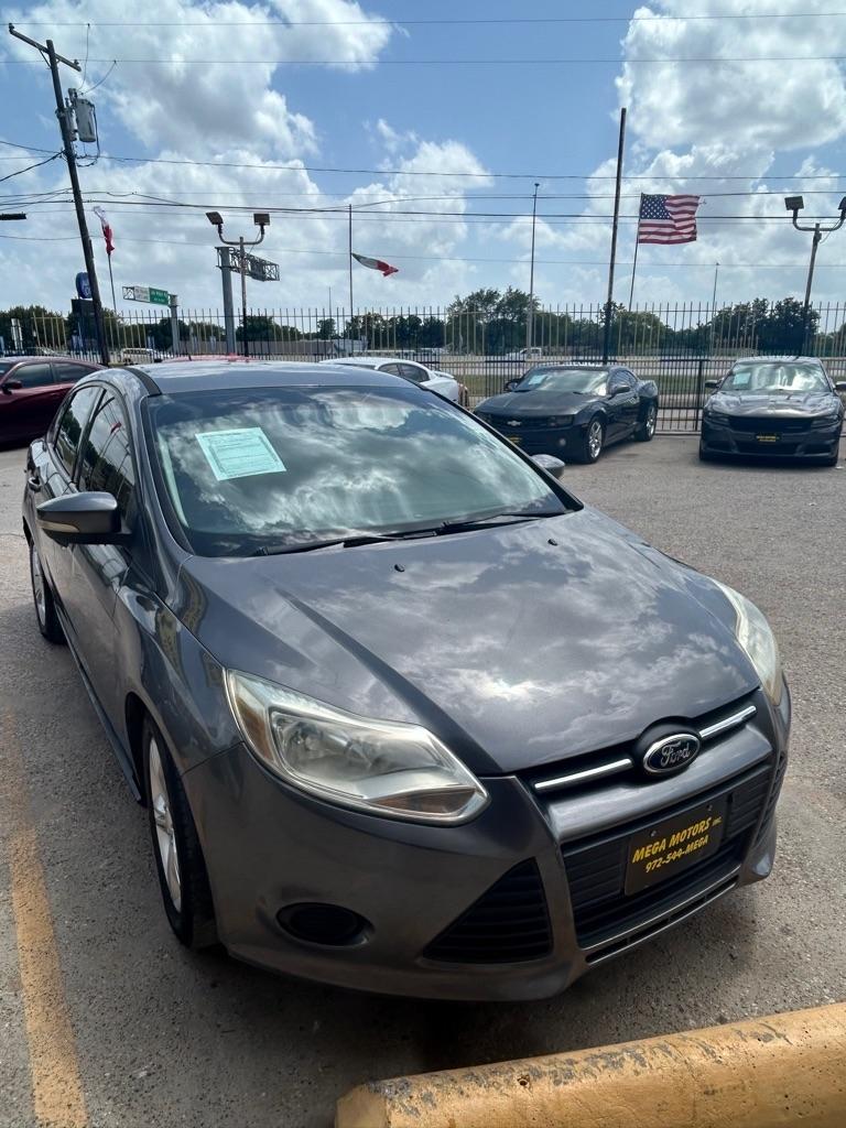 Ford Focus  2013