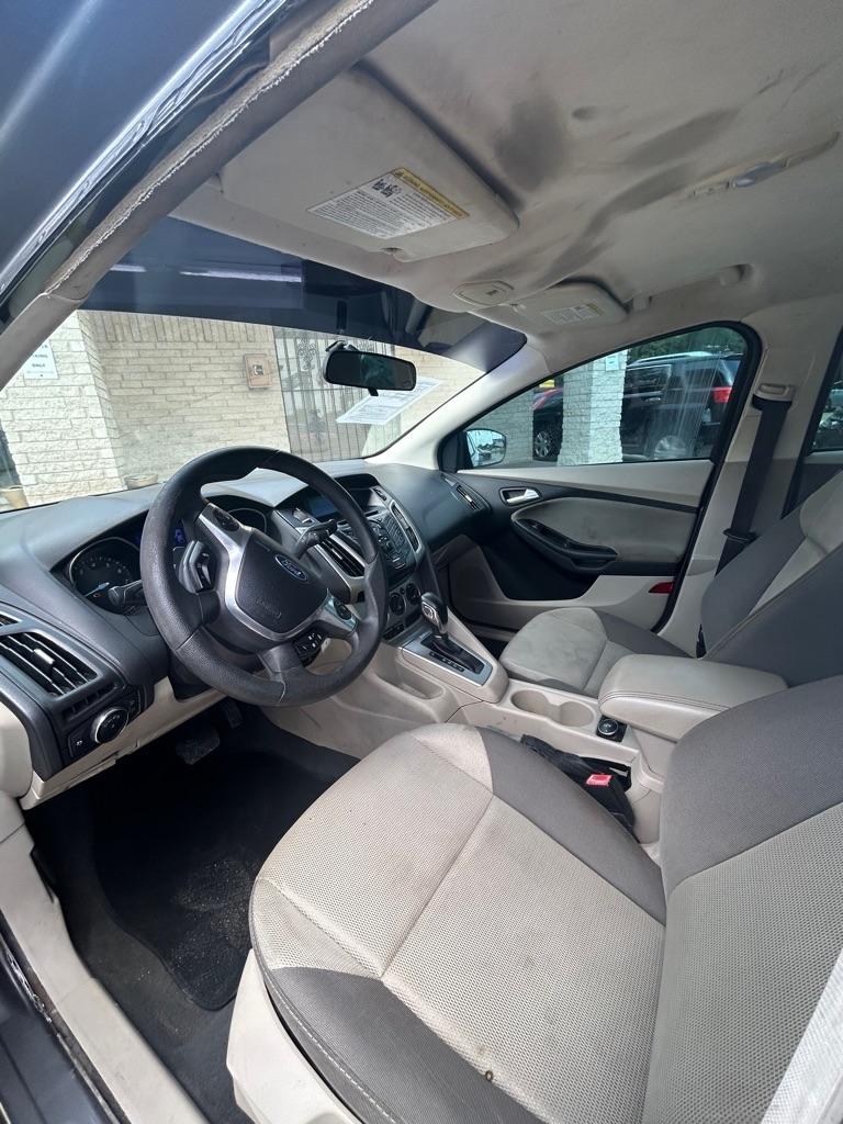 Ford Focus  2013