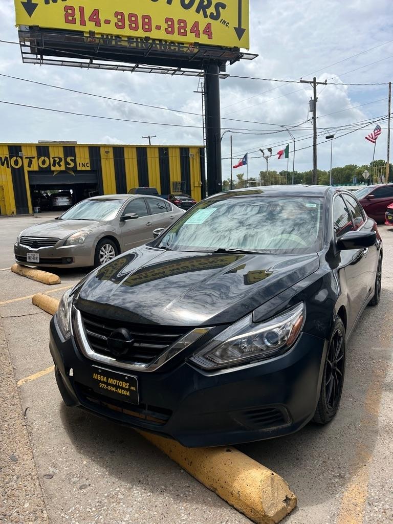 Nissan Altima  2017