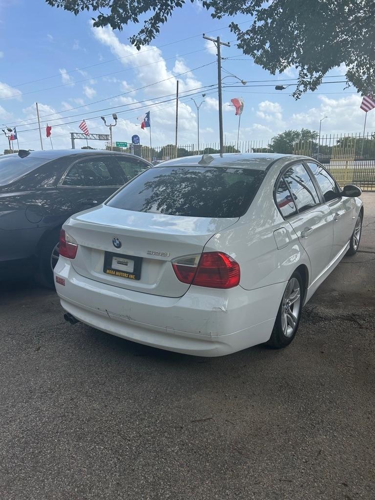 BMW 3-Series  2008